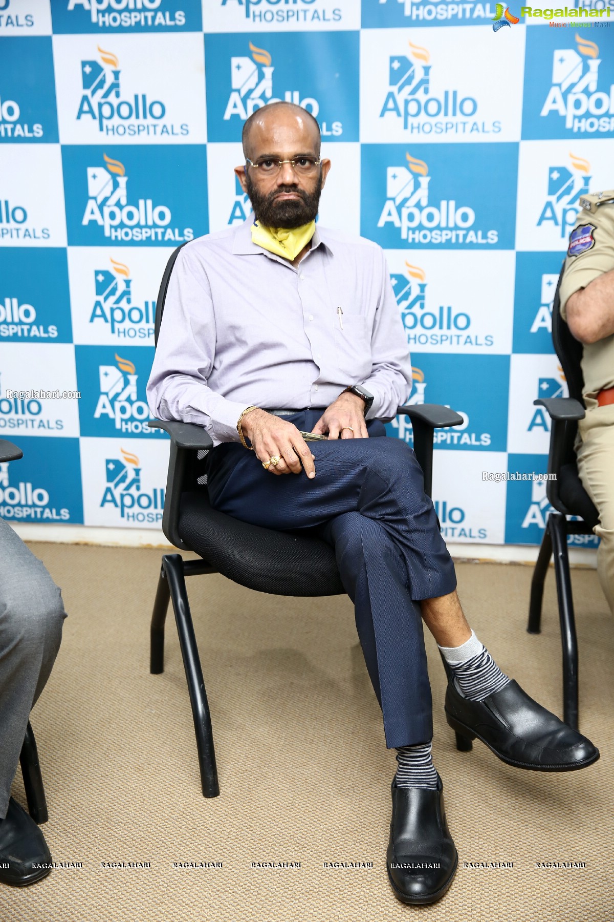 Apollo Hospitals: The Patient with Cadaver Heart Brought by Metro Rail, Recovers!