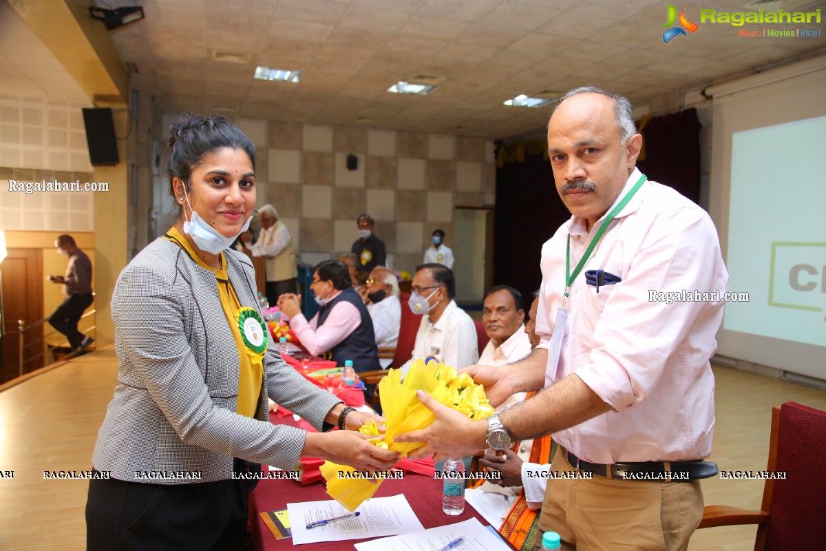 Dr Vallabhbhai Kathiria Launches Charaka Panchagavya Ayurveda medicines!