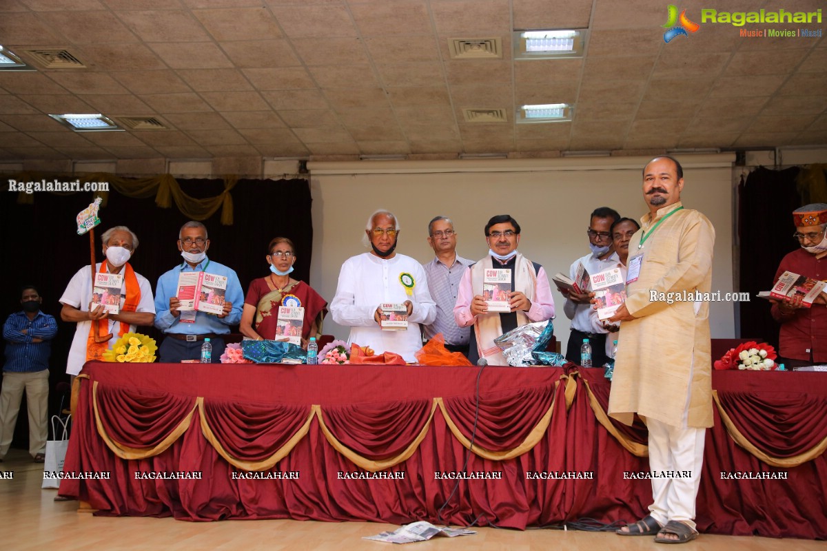 Dr Vallabhbhai Kathiria Launches Charaka Panchagavya Ayurveda medicines!