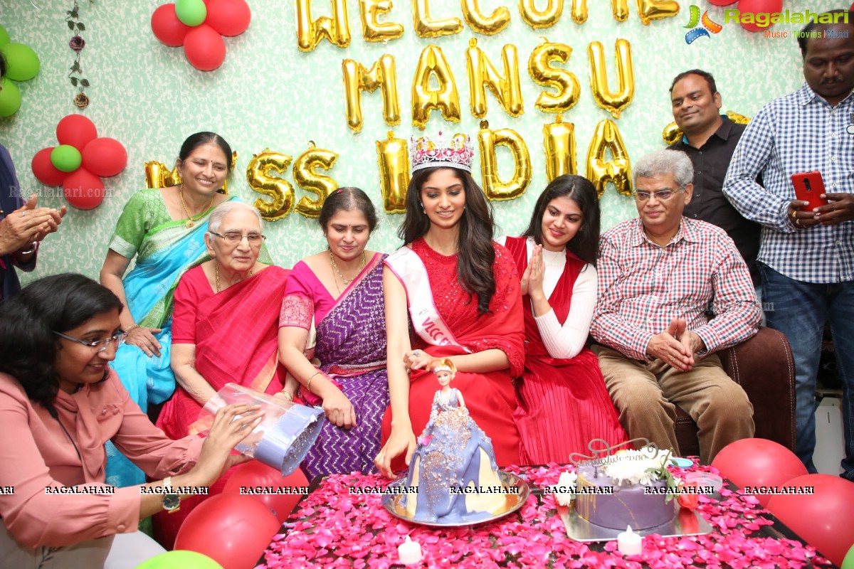 Femina Miss India World 2020 Manasa Varanasi Receives a Grand Welcome at Home