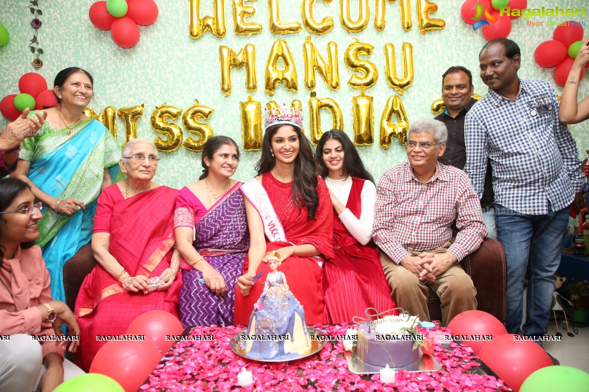 Femina Miss India World 2020 Manasa Varanasi Receives a Grand Welcome at Home