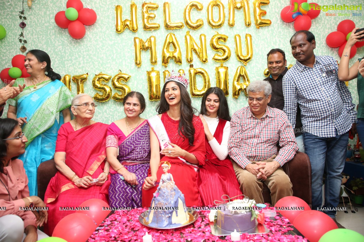 Femina Miss India World 2020 Manasa Varanasi Receives a Grand Welcome at Home
