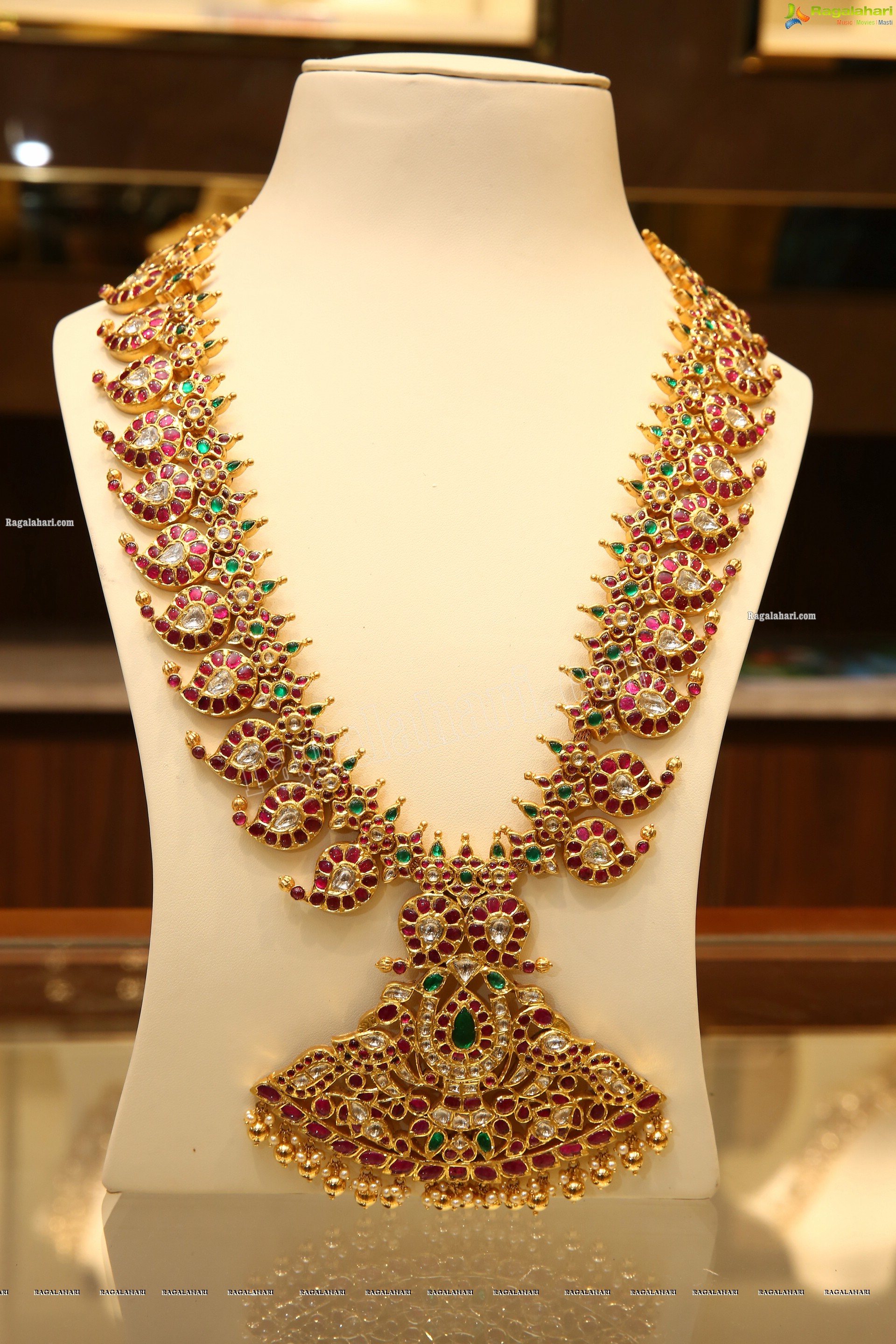 Ganesh Jewellers Showcases Its New Collection at Padma Rao Nagar Store in Hyderabad