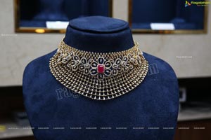 Ganesh Jewellers Showcases Its New Collection