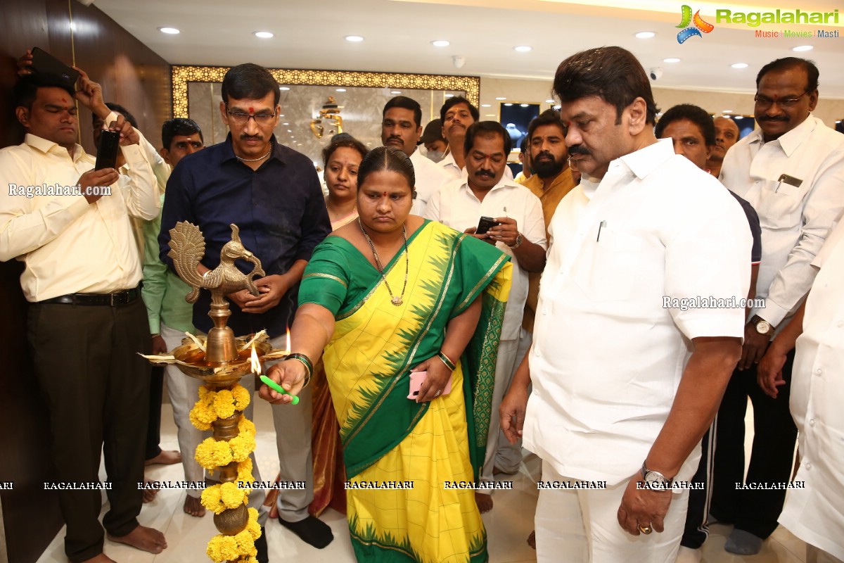 Ganesh Jewellers Launches Its New Store in Hyderabad at Padma Rao Nagar