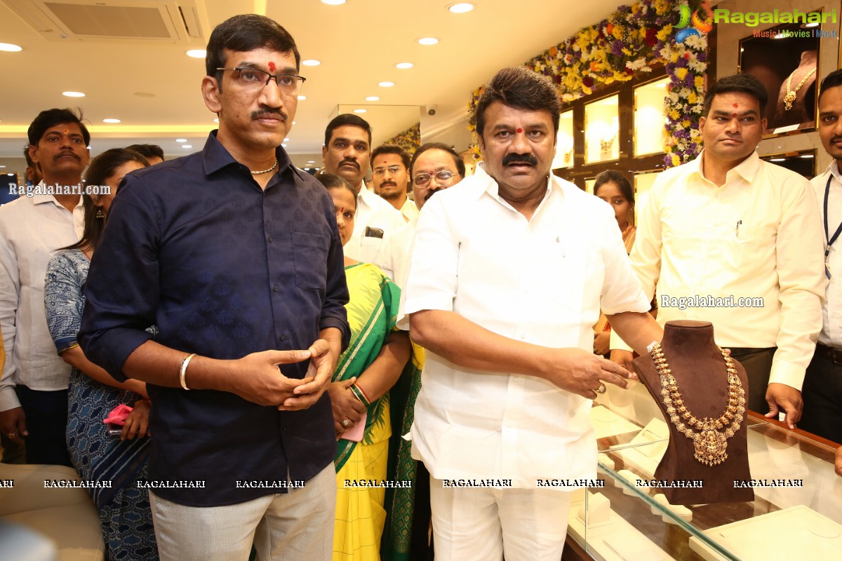 Ganesh Jewellers Launches Its New Store in Hyderabad at Padma Rao Nagar
