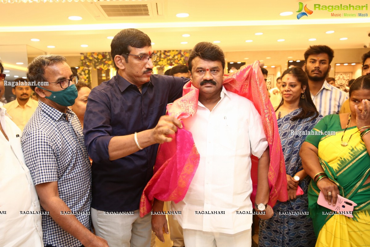 Ganesh Jewellers Launches Its New Store in Hyderabad at Padma Rao Nagar