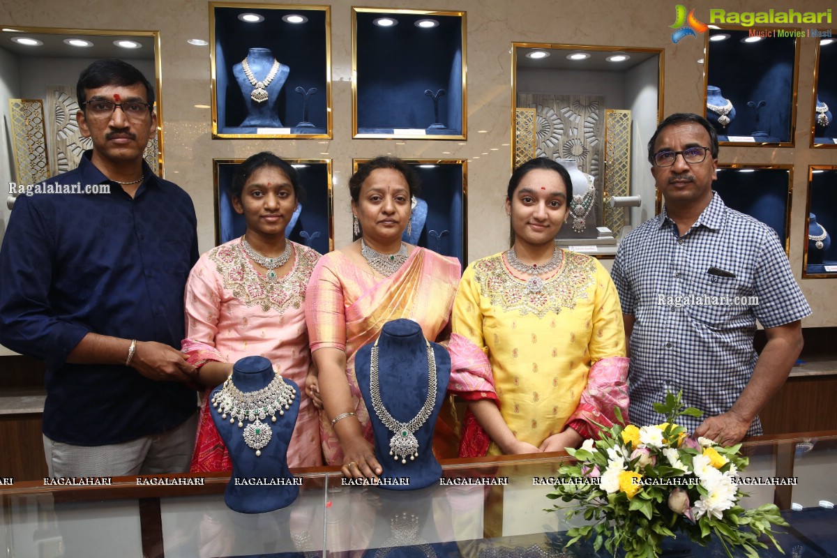 Ganesh Jewellers Launches Its New Store in Hyderabad at Padma Rao Nagar