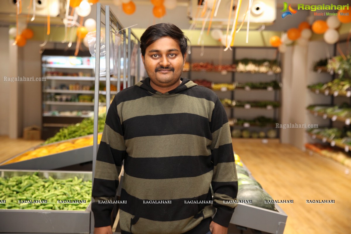 Podarillu Fruits & Vegetables 1st Outlet Launch