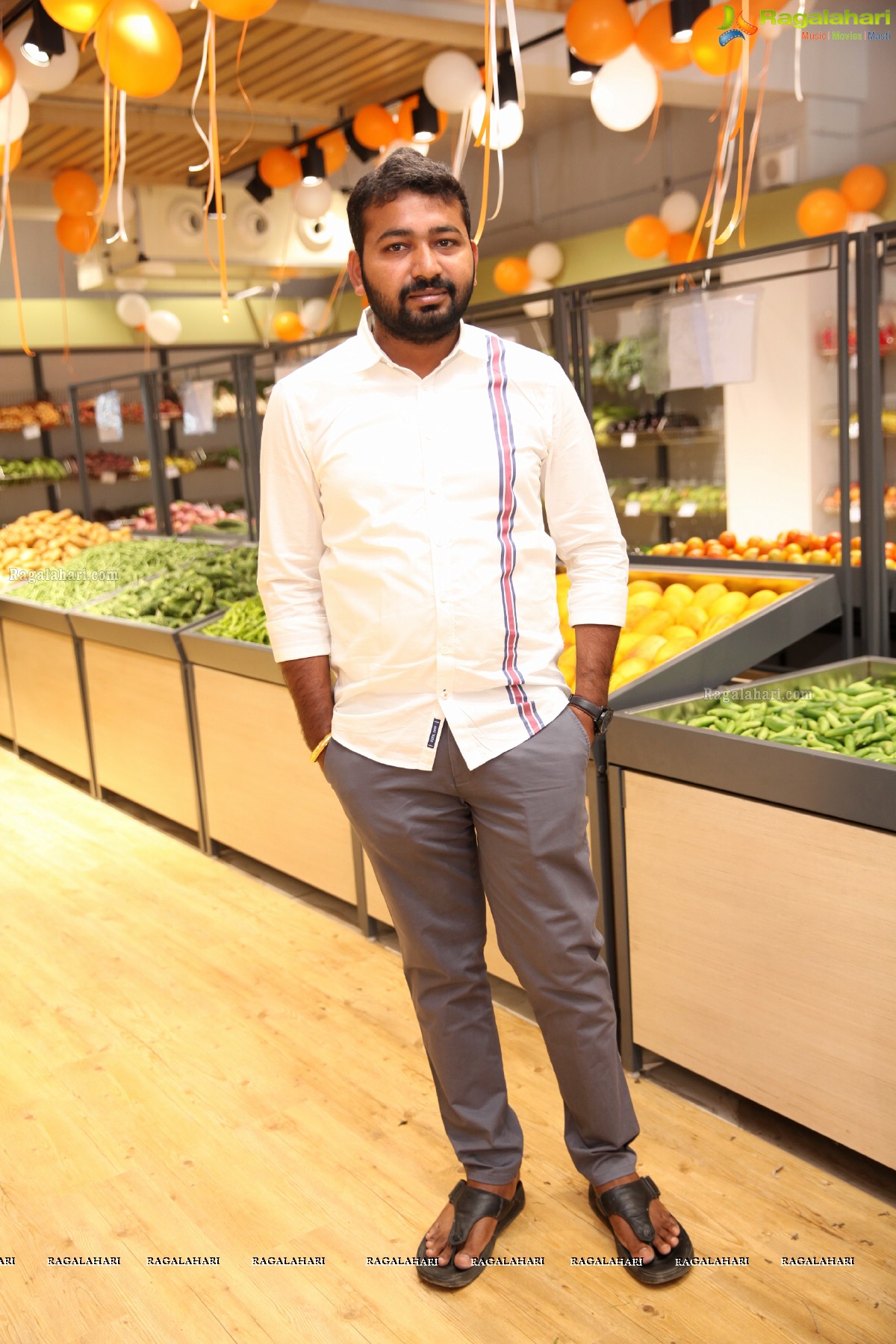 Podarillu Fruits & Vegetables 1st Outlet Launch