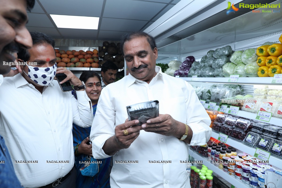 Pure-O-Natural Fruits and Vegetables 29th Outlet Launch