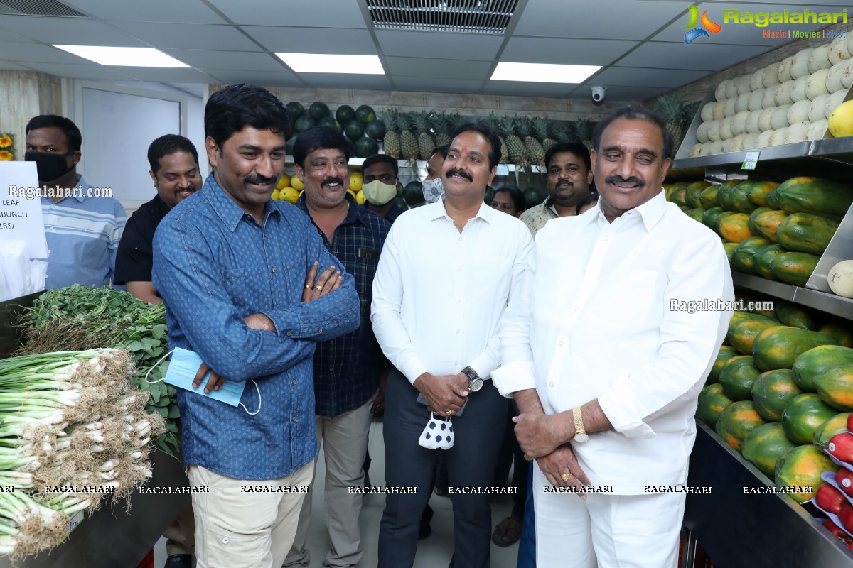 Pure-O-Natural Fruits and Vegetables 29th Outlet Launch