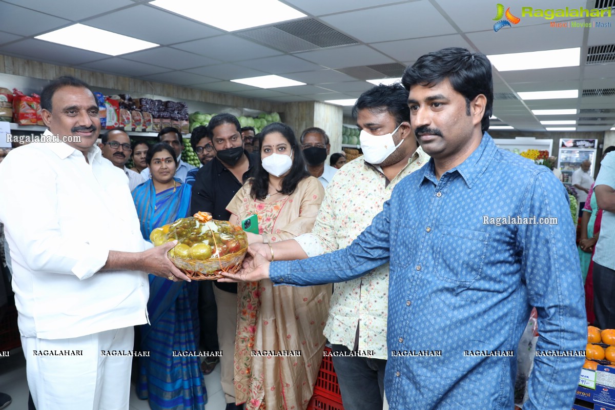 Pure-O-Natural Fruits and Vegetables 29th Outlet Launch