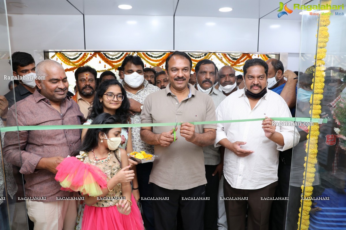 Pure-O-Natural Fruits and Vegetables 30th Outlet Launch at Champapet, Hyderabad