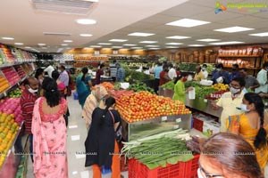 Pure-O-Natural Fruits and Vegetables 30th Outlet Launch