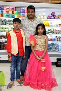 Pure-O-Natural Fruits and Vegetables 30th Outlet Launch