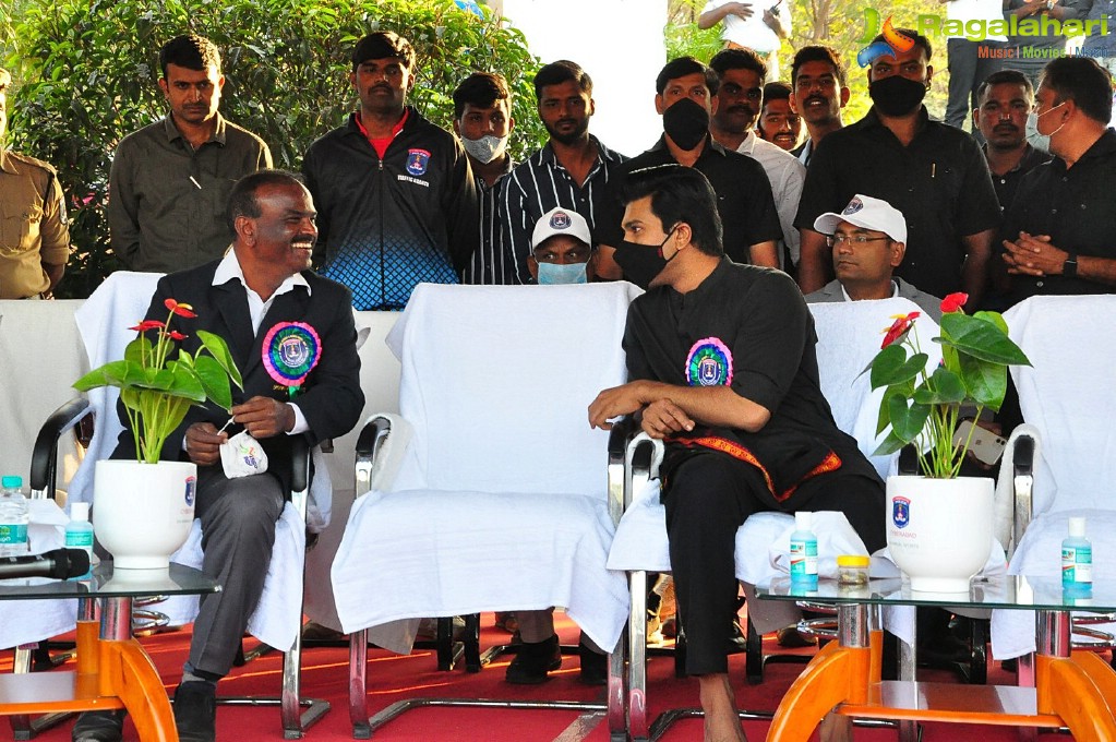 Ram Charan Attends Cyberabad Annual Sports