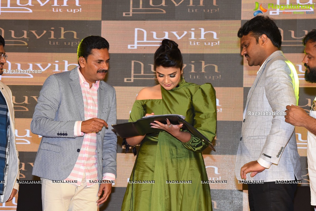 Sreemukhi Becomes Brand Ambassador For Luvih