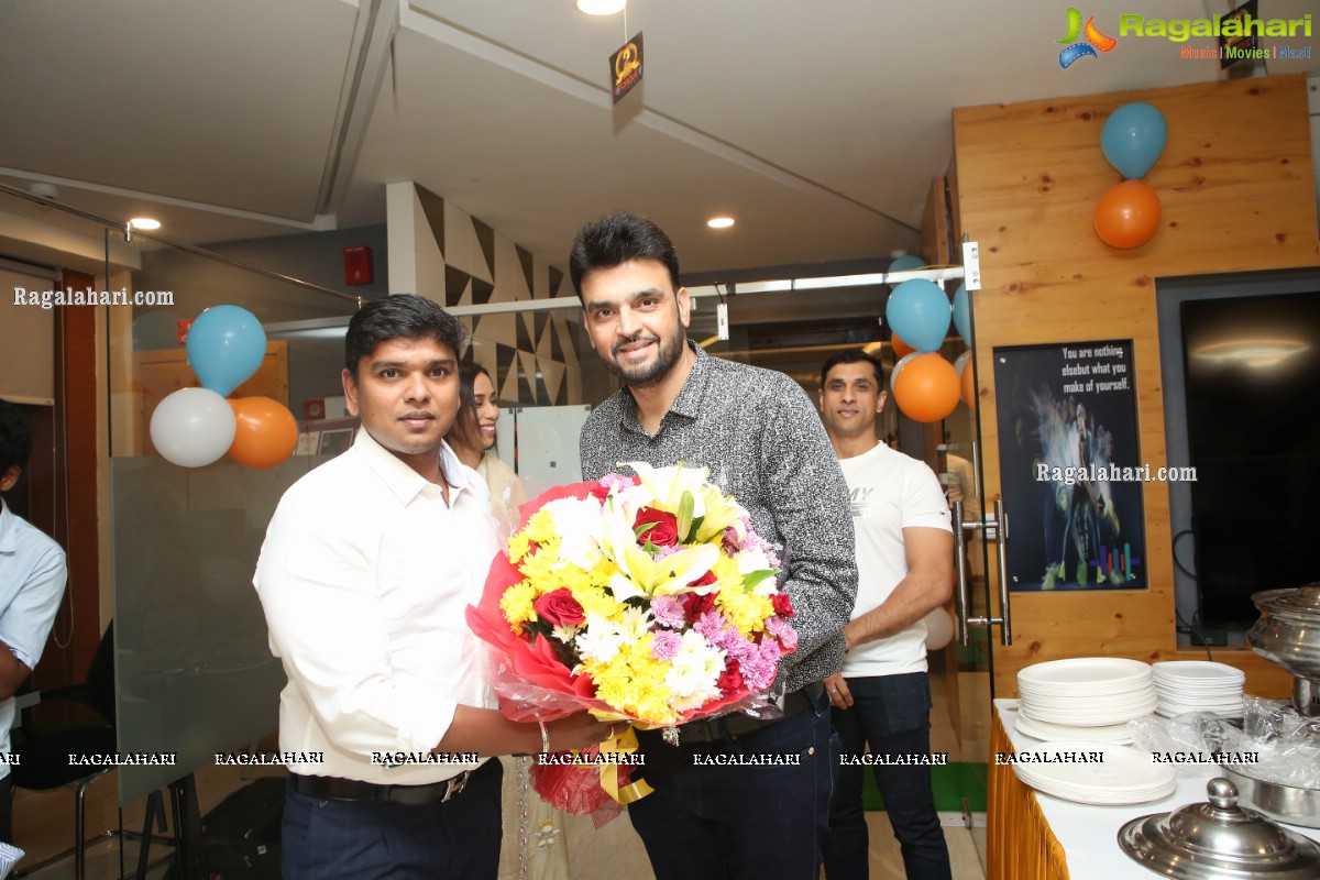 Torque Fitness Celebrates 2nd Anniversary at Torque, Divine Banjara