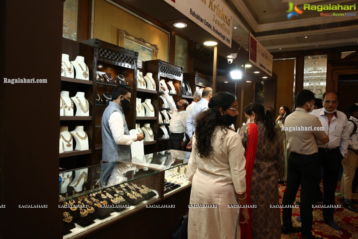 Zak Jewels Expo Inaugurated by Actress Shobhita Rana in Hyderabad