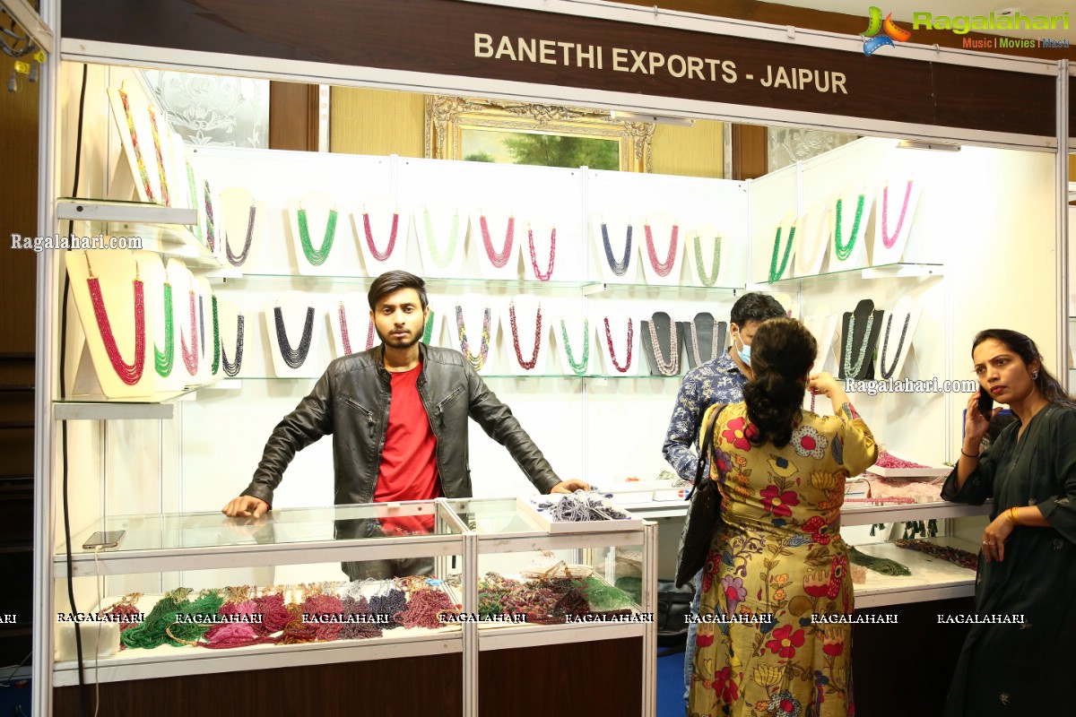 Zak Jewels Expo Inaugurated by Actress Shobhita Rana in Hyderabad