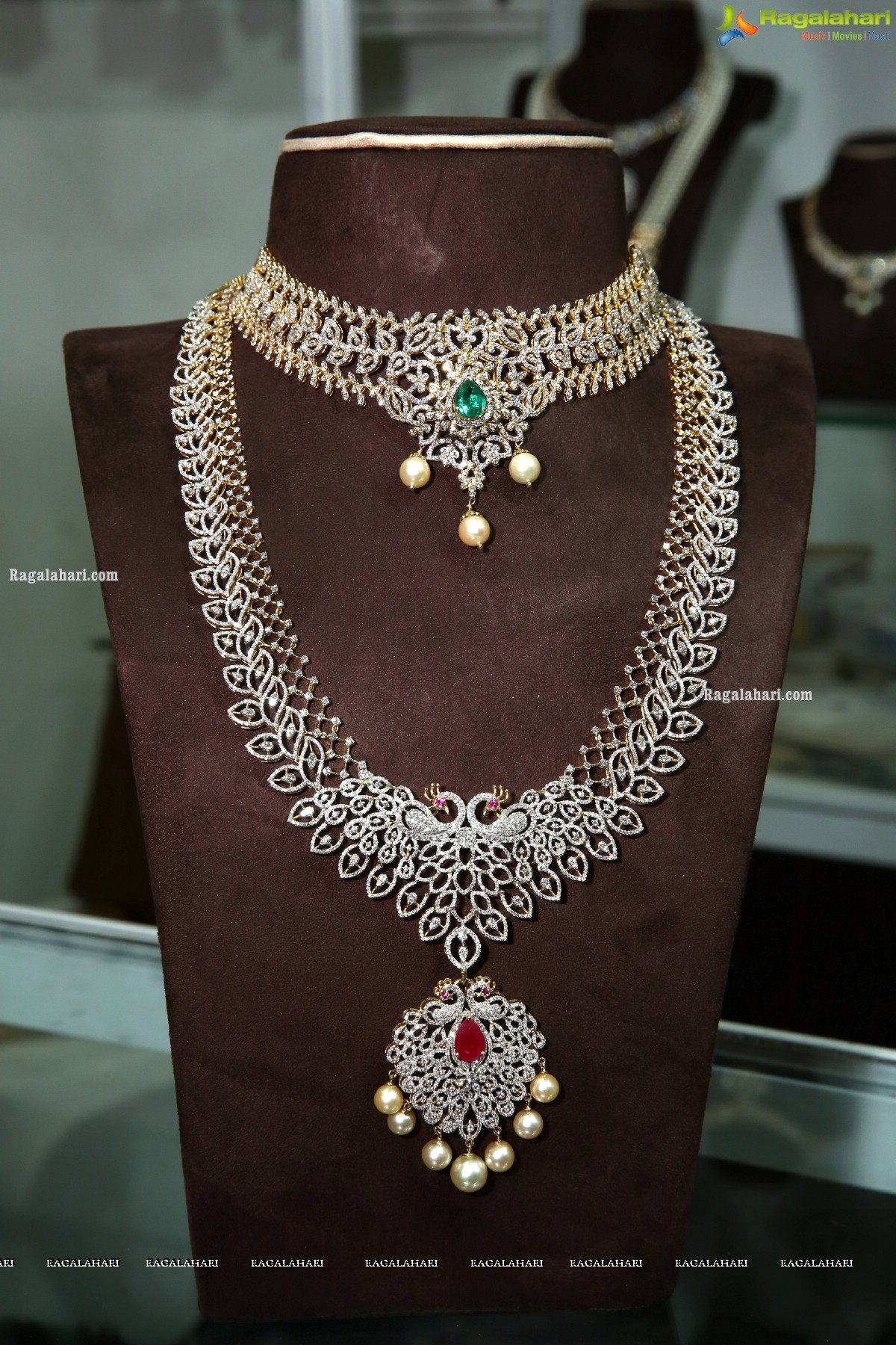 Zak Jewels Expo Inaugurated by Actress Shobhita Rana in Hyderabad