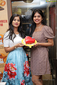 Brown Bear Baking All New Look Store Launch at Ameerpet