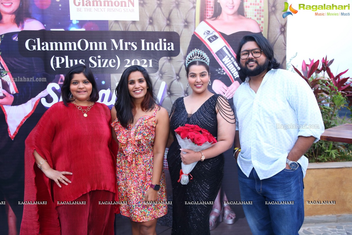 Samaira I Wallani Arranges Success Party On Winning GlammOnn Mrs.India 2021 Plus Size Title at Sundowner, Hyderabad