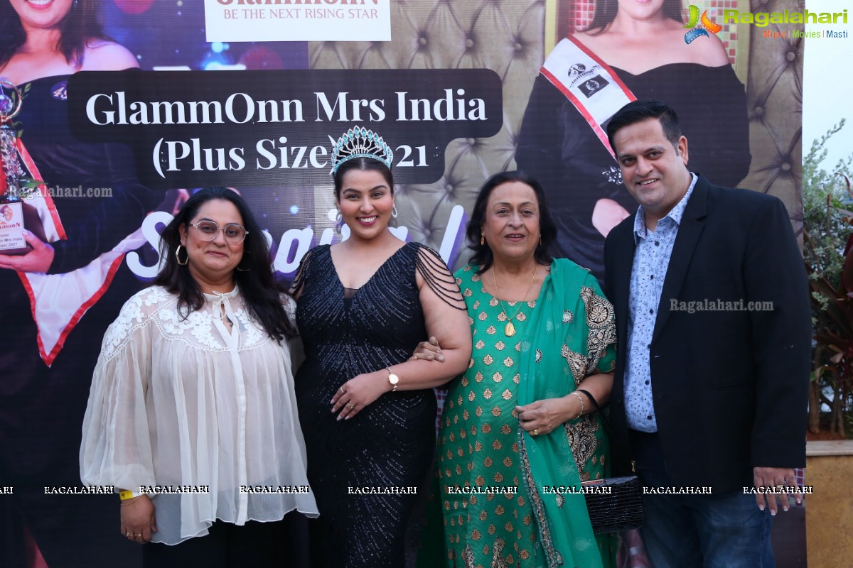 Samaira I Wallani Arranges Success Party On Winning GlammOnn Mrs.India 2021 Plus Size Title at Sundowner, Hyderabad