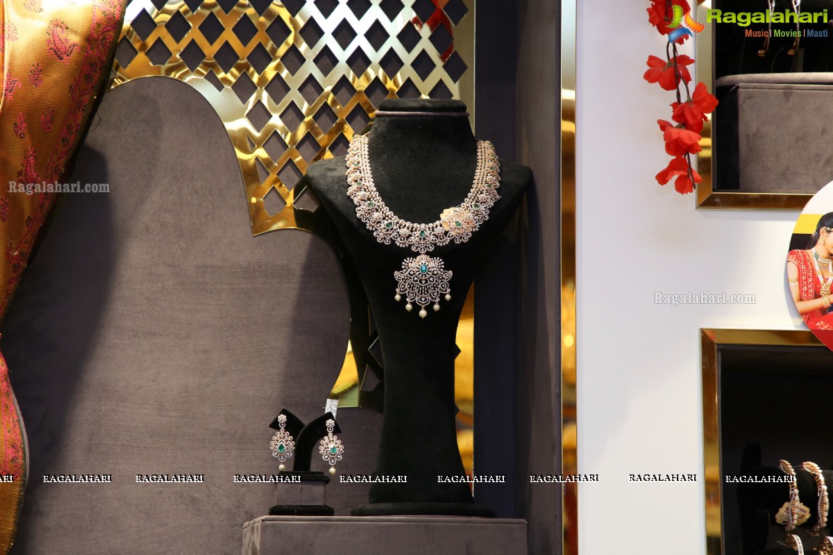 Shivraj Laxmichand Jain Jewellers Necklace & Bangle Mela Launch