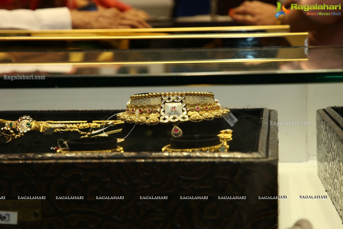 Shivraj Laxmichand Jain Jewellers Necklace & Bangle Mela Launch