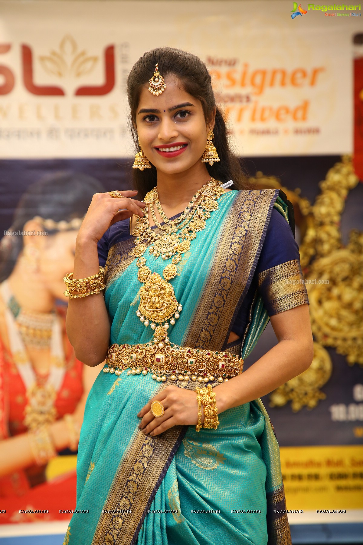 Shivraj Laxmichand Jain Jewellers Necklace & Bangle Mela Launch