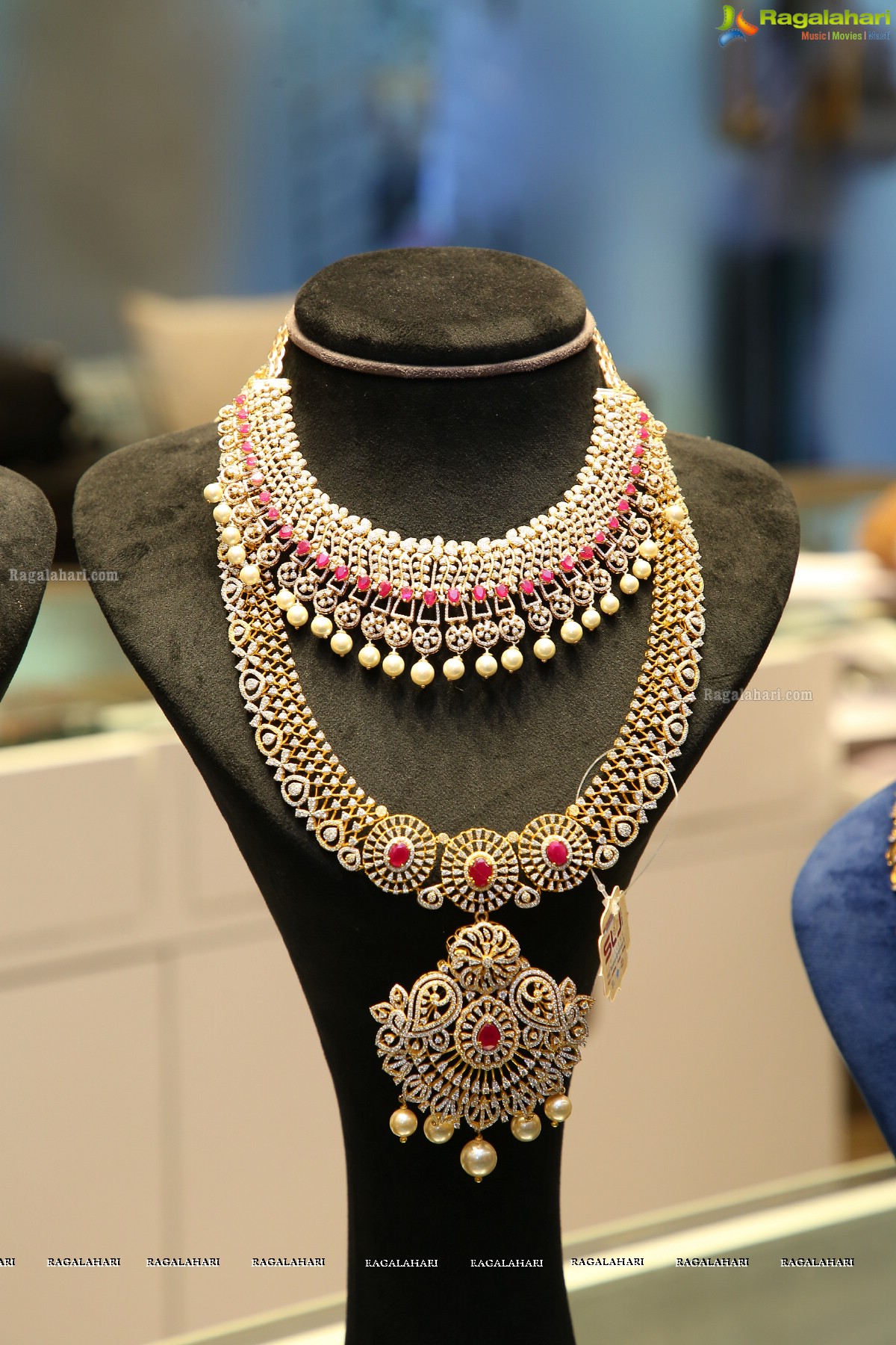 Shivraj Laxmichand Jain Jewellers Necklace & Bangle Mela Launch