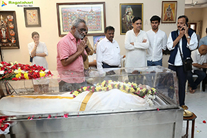 Tollywood Celebs Pay Their Last Respects to K Viswanath