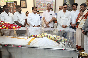 Tollywood Celebs Pay Their Last Respects to K Viswanath