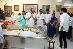 Tollywood Celebs Pay Their Last Respects to K Viswanath