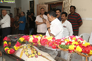 Tollywood Celebs Pay Their Last Respects to K Viswanath