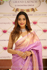 Manepally Jewellers 6th Showroom Announcement