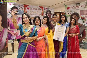 Manepally Jewellers 6th Showroom Announcement