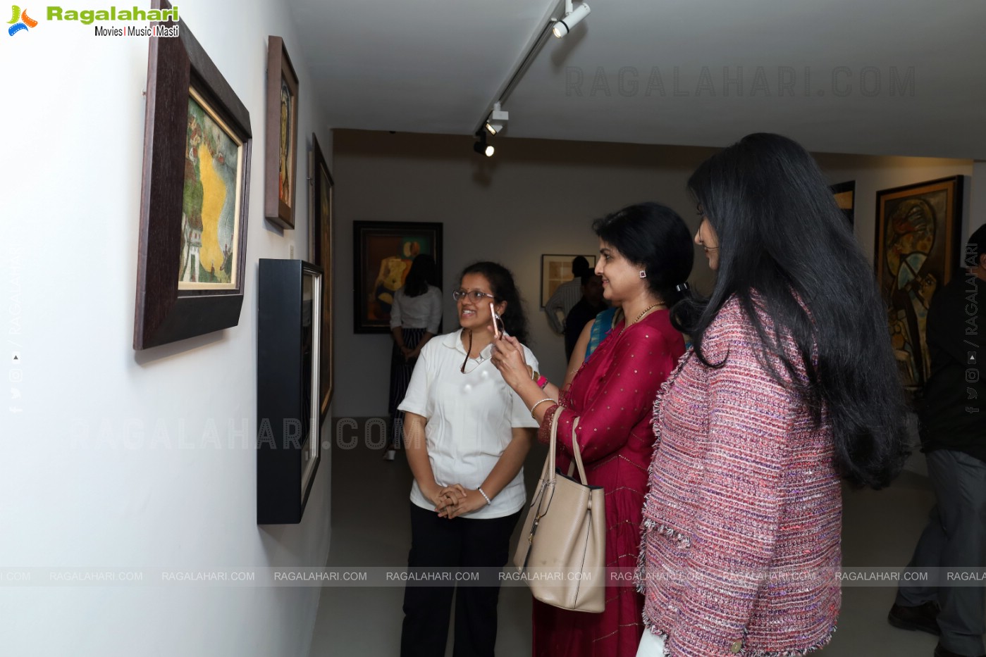Arrival - Art of the Modern Masters at Srishti Art Gallery