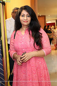 Sutraa Exhibition Inaugurated by Actress Ashwini Sree