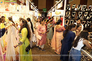 Grand Launch of Hi Life Brides Exhibition at HICC - Novotel