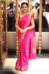 Xiti Weaves: Pattu Cheera collections launch by Priyanka