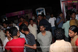 Nenu Devudni Premiere Show