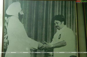 NTR Greets Dasari on Getting NTR Award for Year 2007