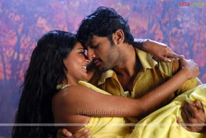 Nithin, Priyamani Poses Hot in Dhrona