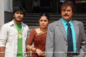 Sharwanand, Surveen Chawla, Mohan Babu, Ramya Krishna