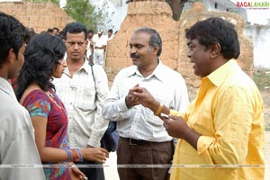 Sontha Vooru Working Stills