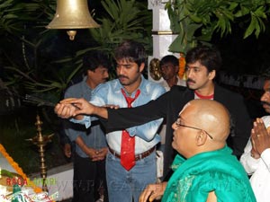 Aadilakshmi(Srikanth, Vadde Naveen, Sridevi) Muhurat