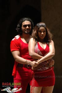 Akshaya Movies(Sri Murali, Deepu) - On The Sets With Mumaith Khan